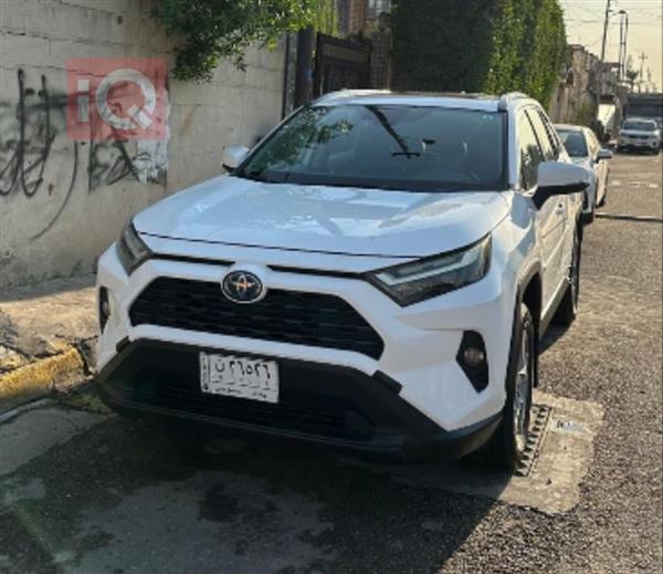 Toyota for sale in Iraq